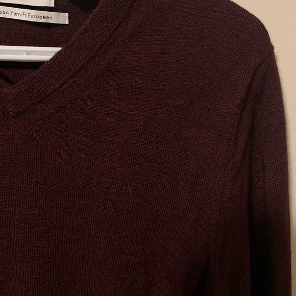 Calvin Klein sweater small - Picture 2 of 6